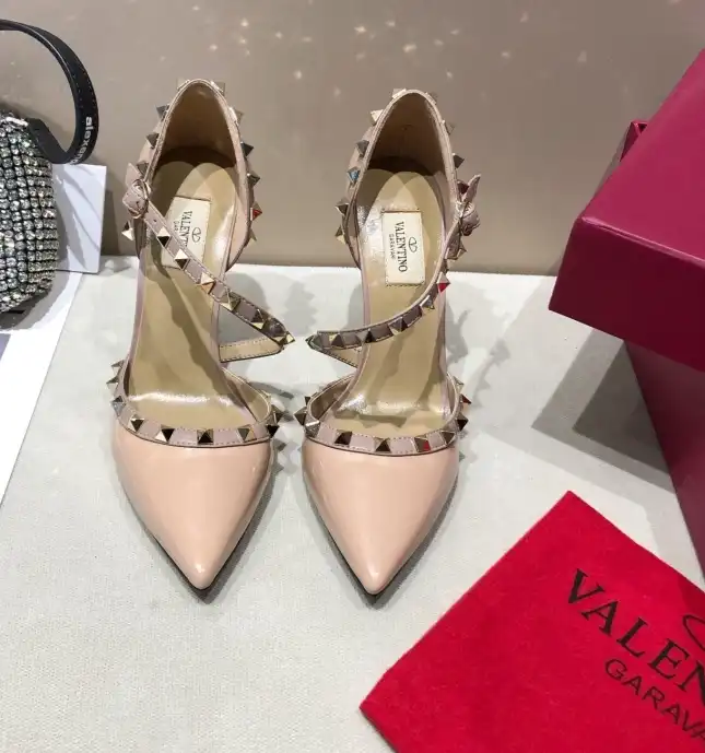 hype Valentino High Heels