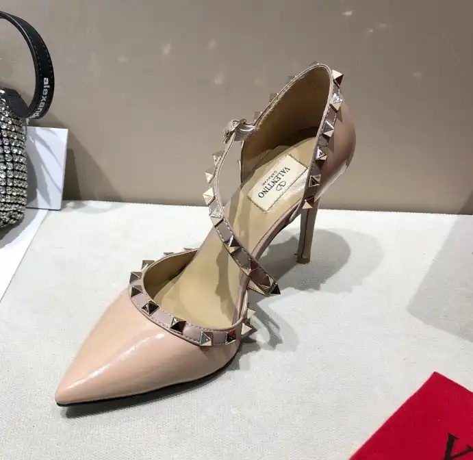 hype Valentino High Heels