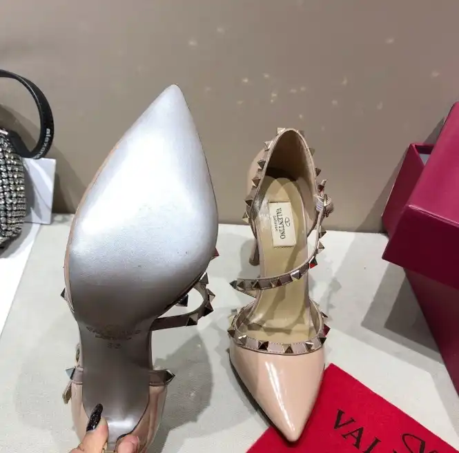 hype Valentino High Heels