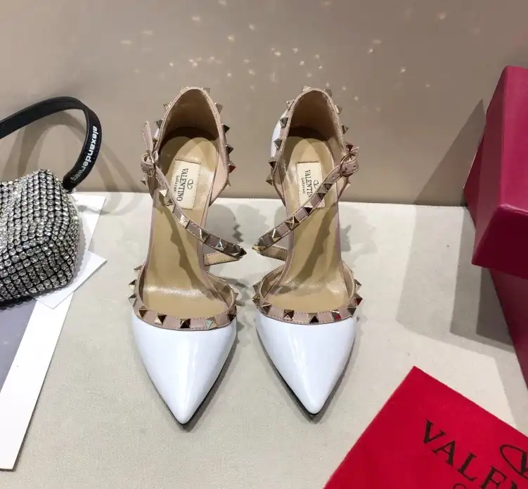 hype Valentino High Heels