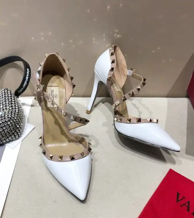 hype Valentino High Heels