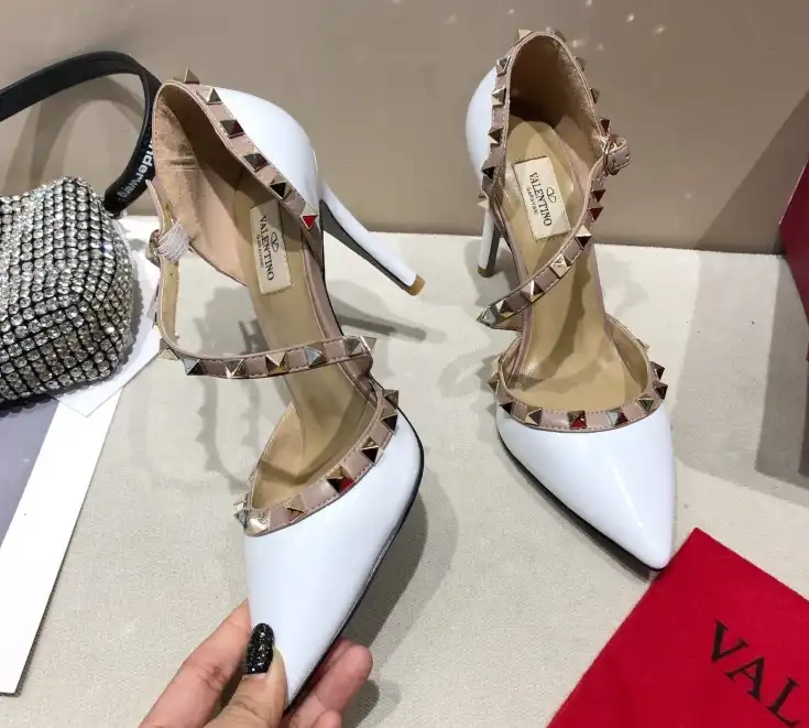 hype Valentino High Heels