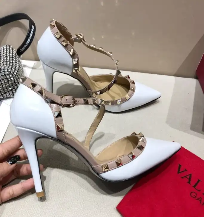 hype Valentino High Heels