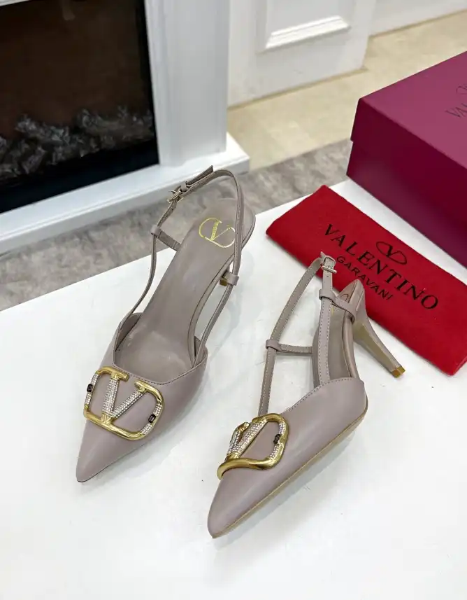 hype Valentino High Heels