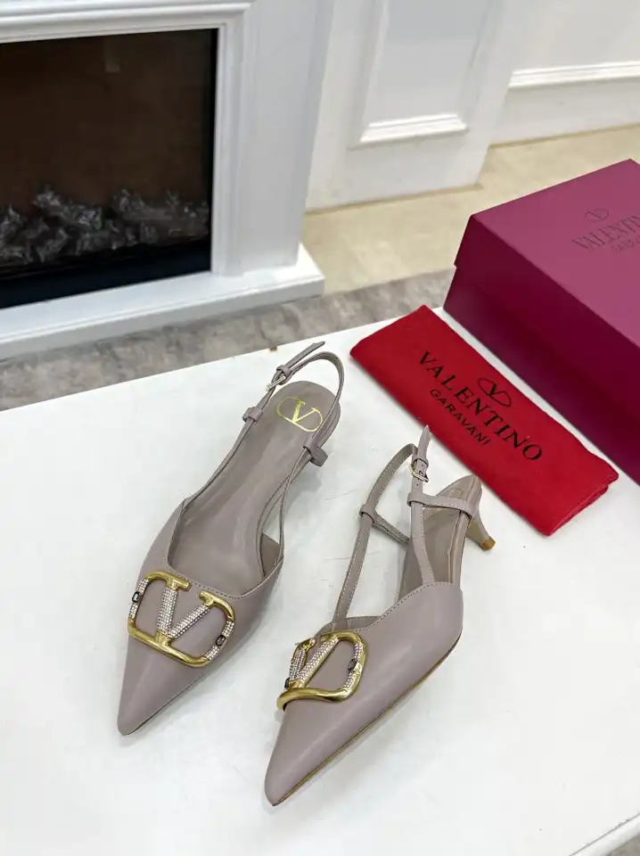 hype Valentino High Heels