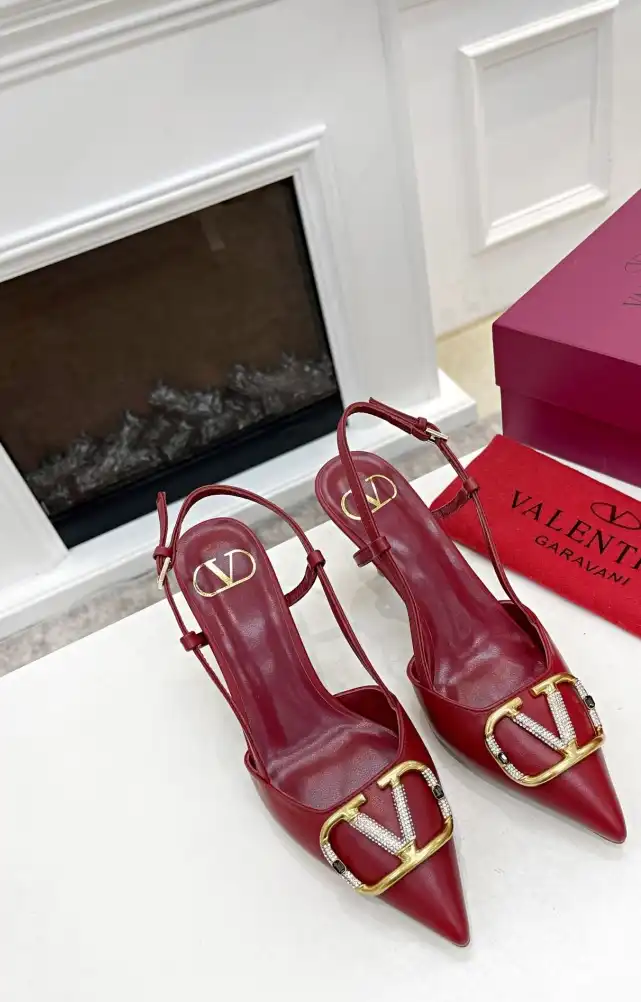 hype Valentino High Heels