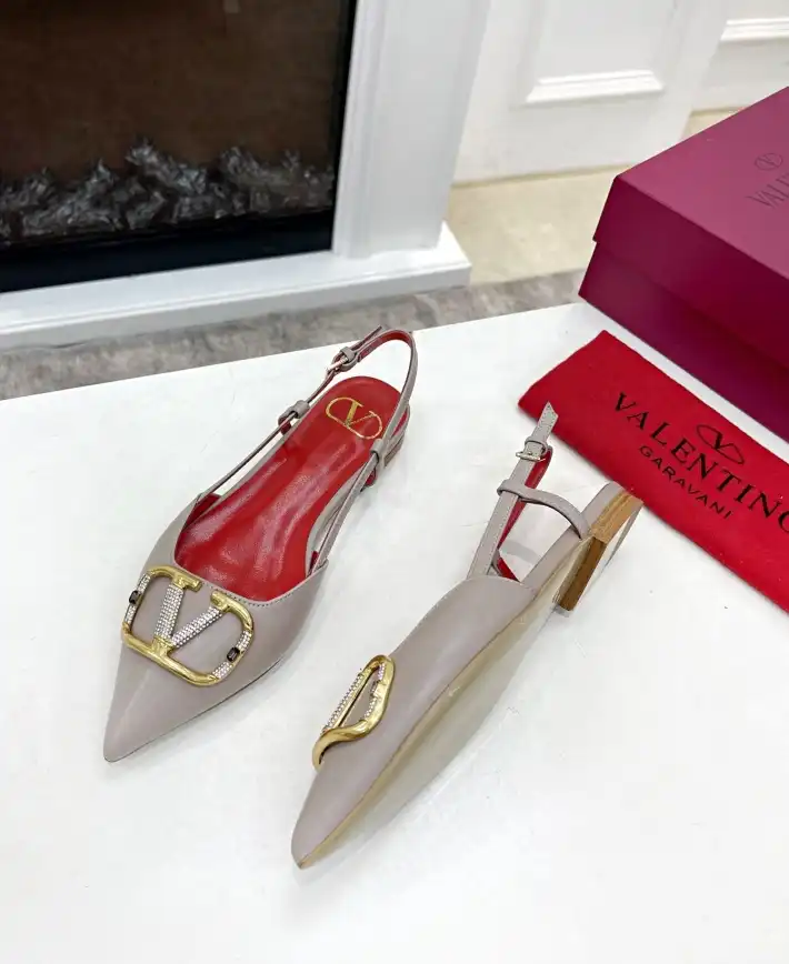 hype Valentino High Heels