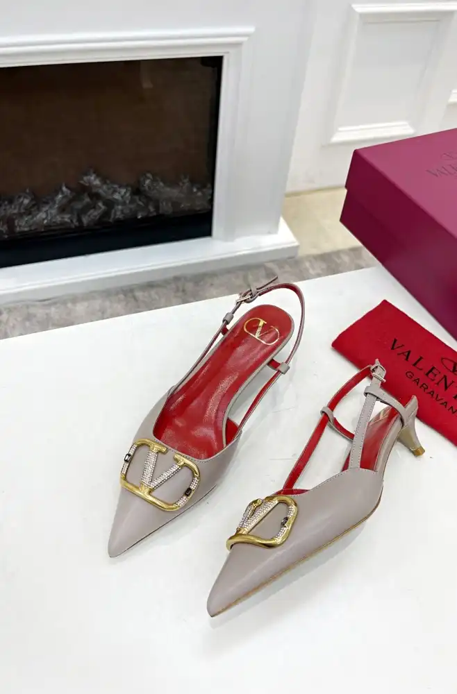 hype Valentino High Heels