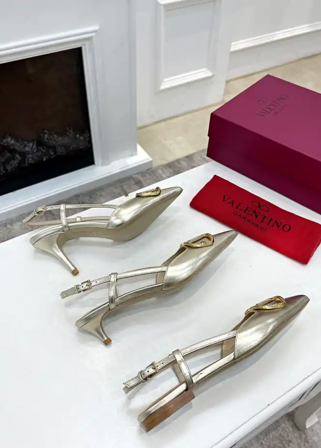 hype Valentino High Heels