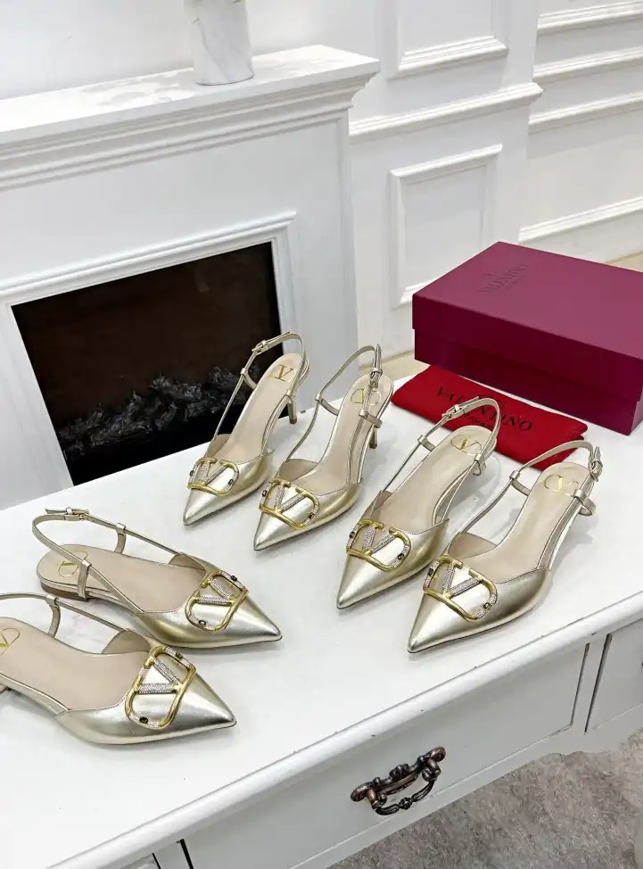 hype Valentino High Heels