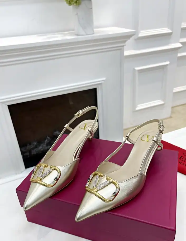 hype Valentino High Heels