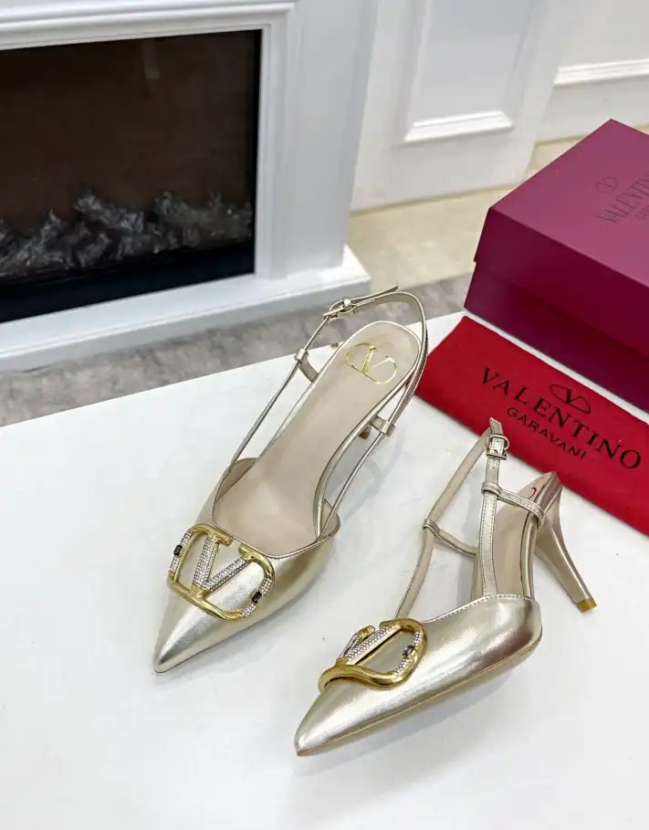 hype Valentino High Heels