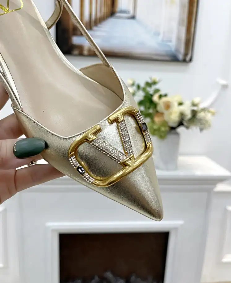 hype Valentino High Heels