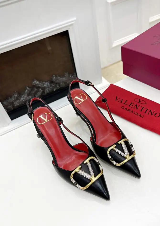 hype Valentino flat shoes