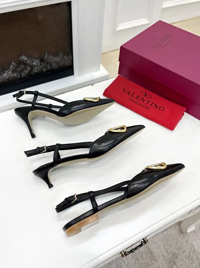 hype Valentino High Heels