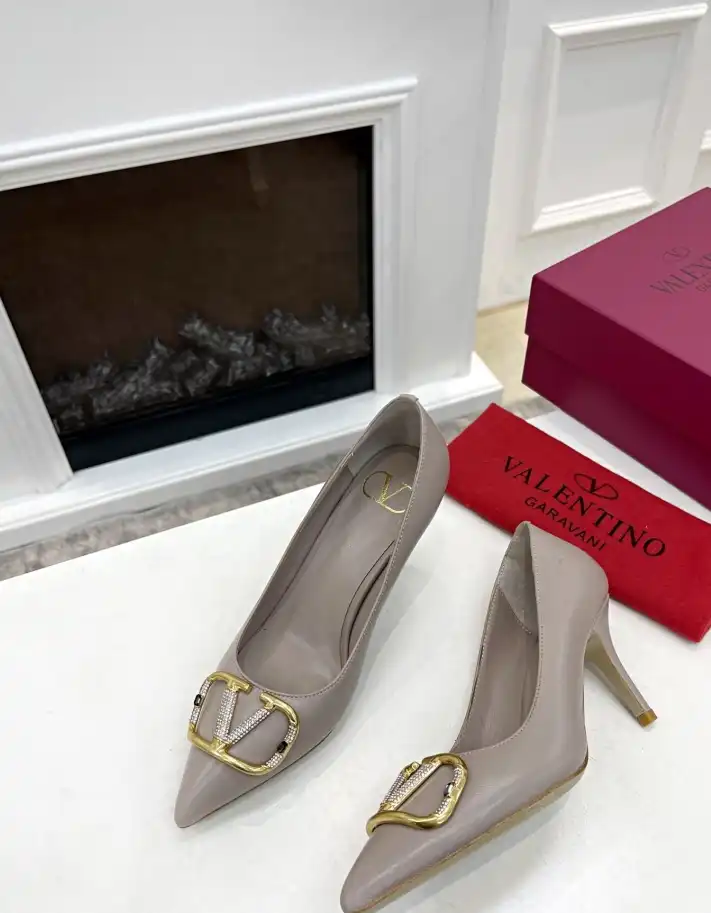 hype Valentino High Heels