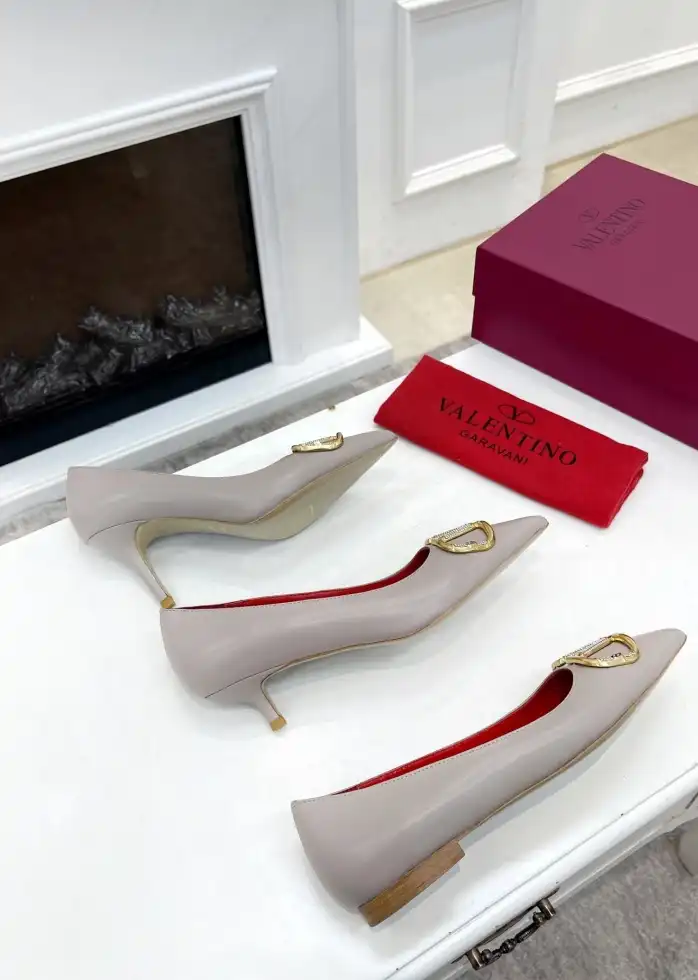 hype Valentino High Heels