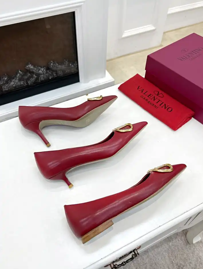 hype Valentino flat shoes