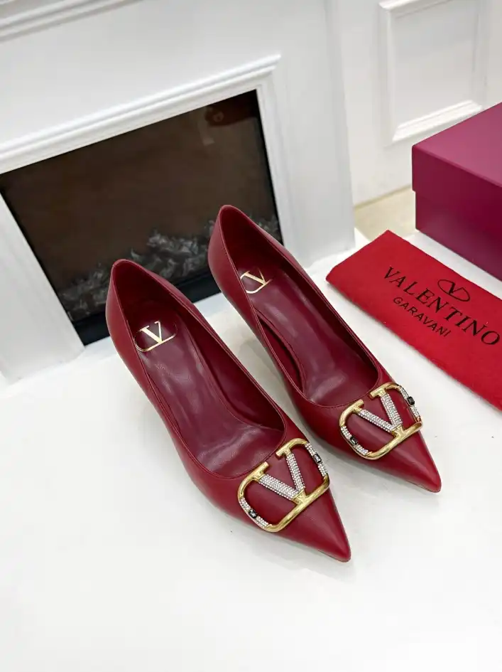 hype Valentino flat shoes