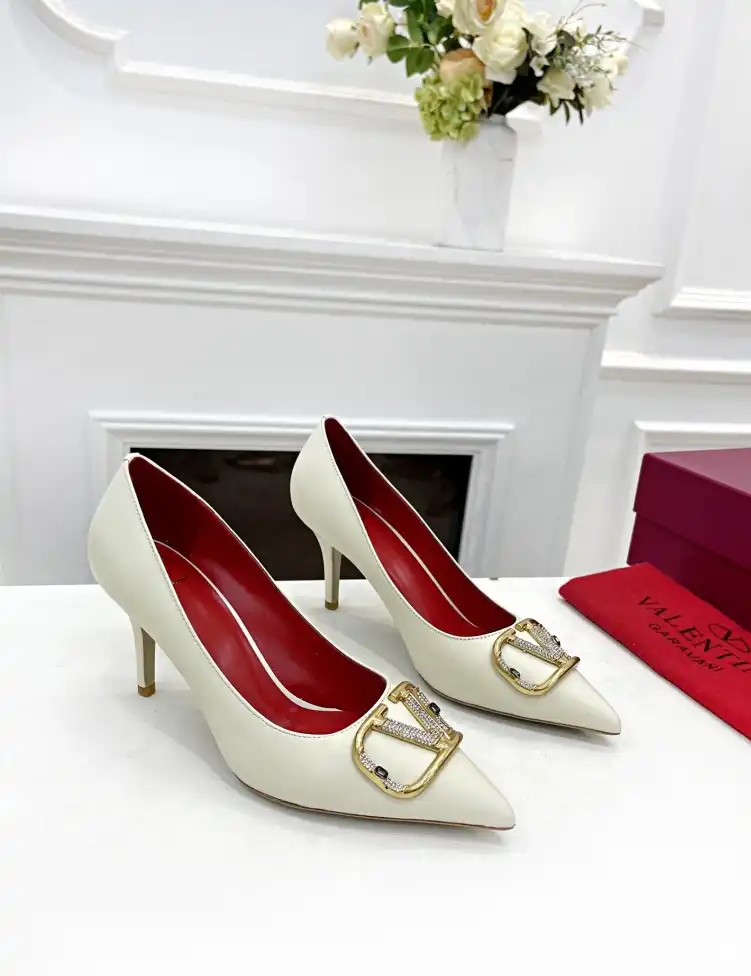 hype Valentino flat shoes