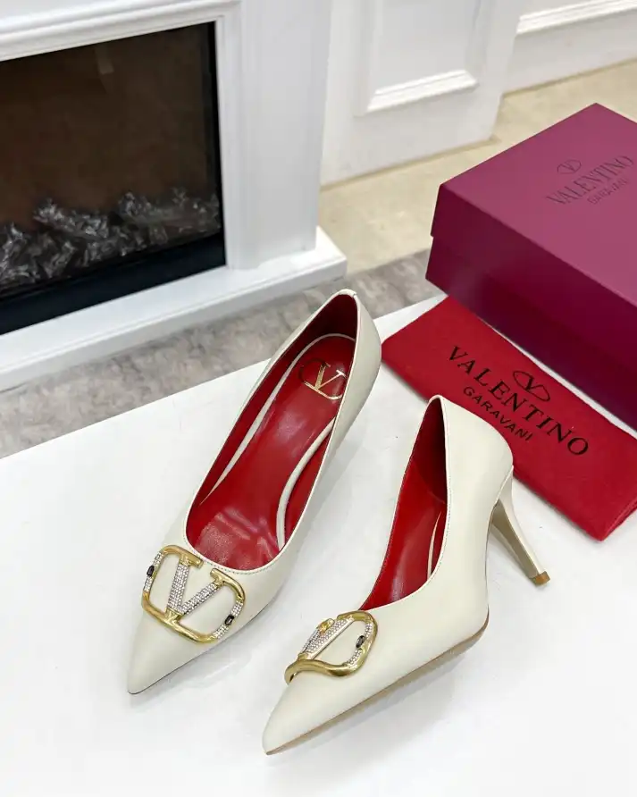 hype Valentino flat shoes