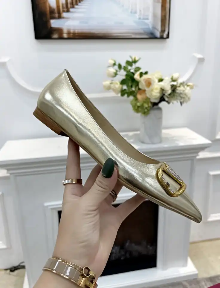 hype Valentino flat shoes