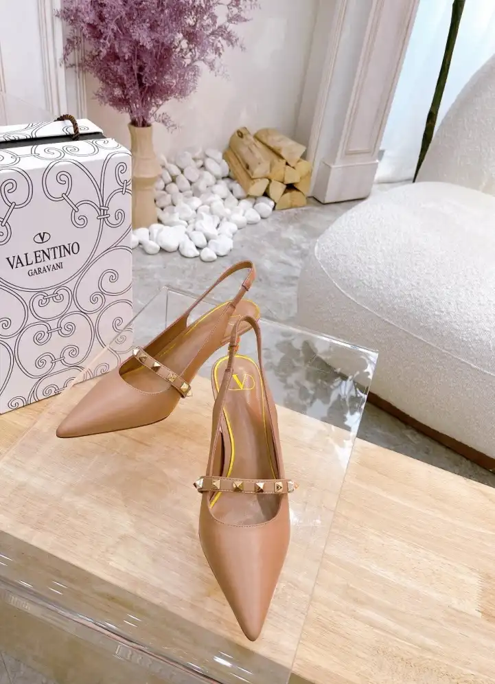 hype Valentino High Heels