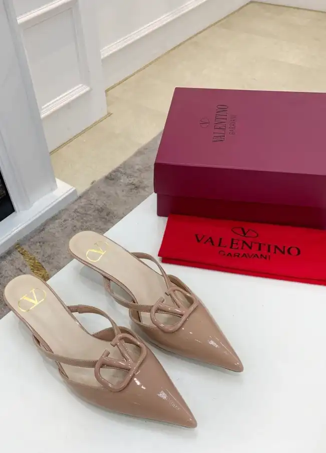 hype Valentino High Heels