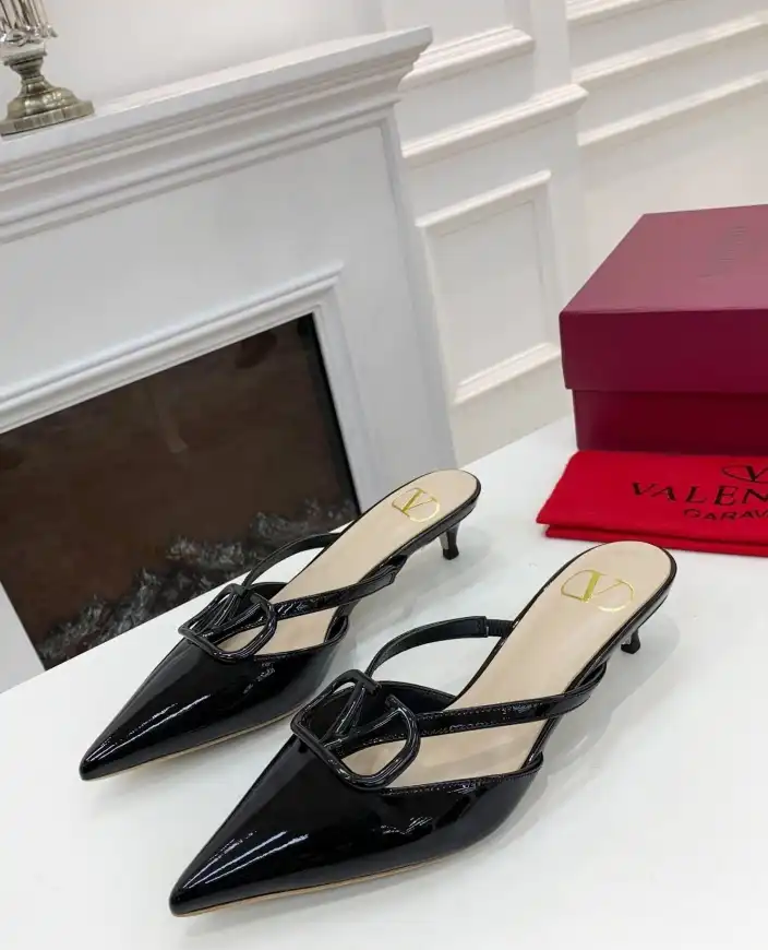 hype Valentino High Heels