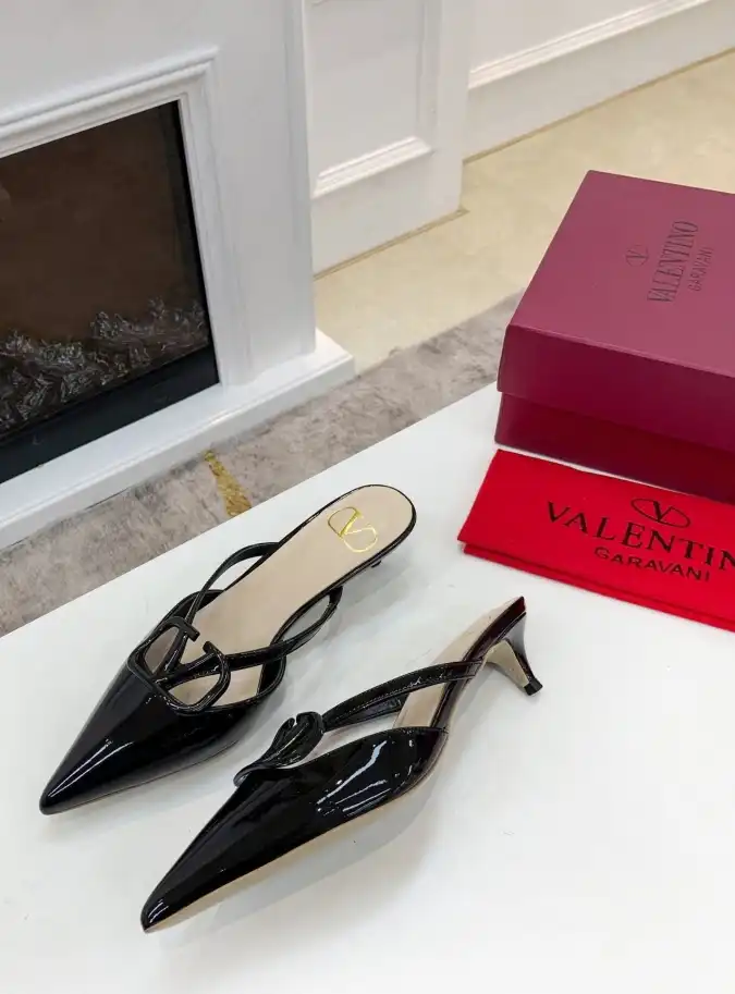 hype Valentino High Heels