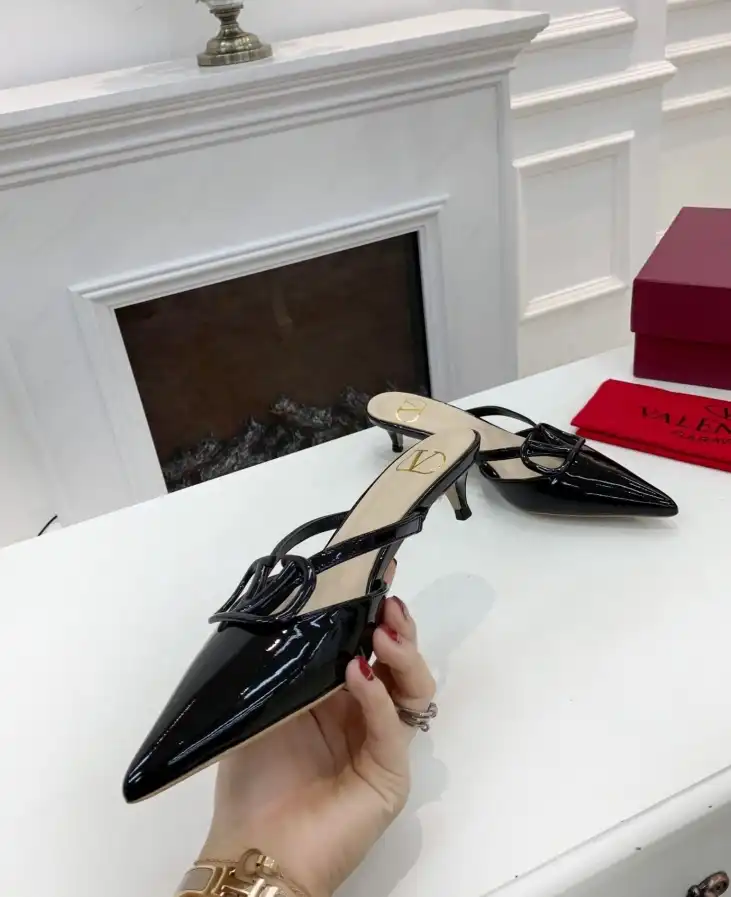 hype Valentino High Heels