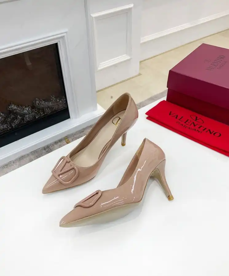 hype Valentino flat shoes