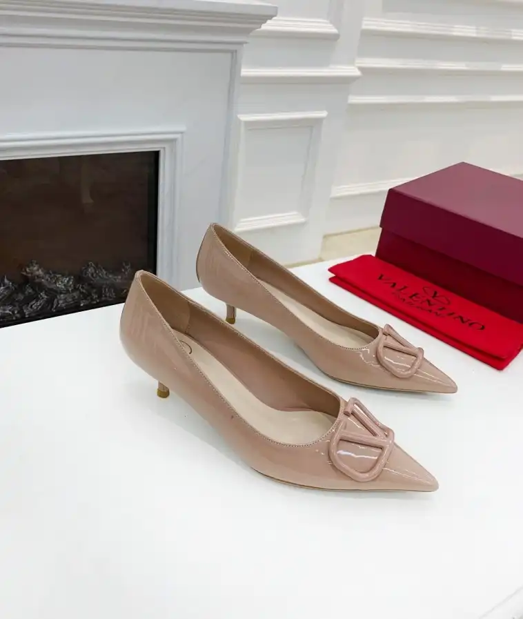 hype Valentino flat shoes