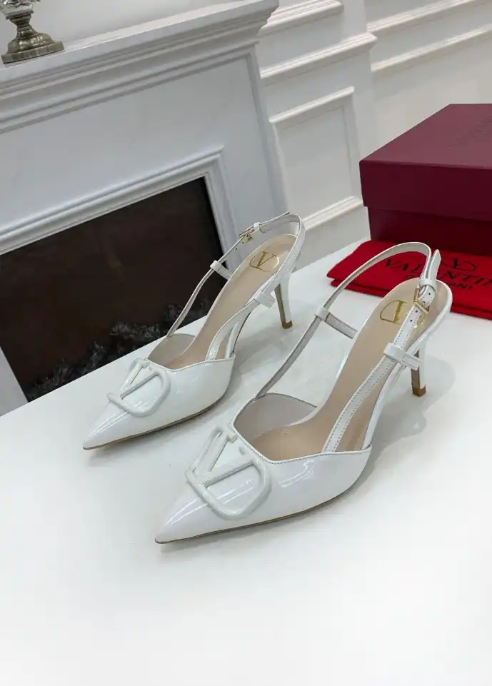 hype Valentino flat shoes