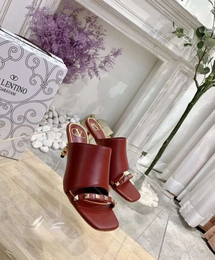 hype Valentino High Heels