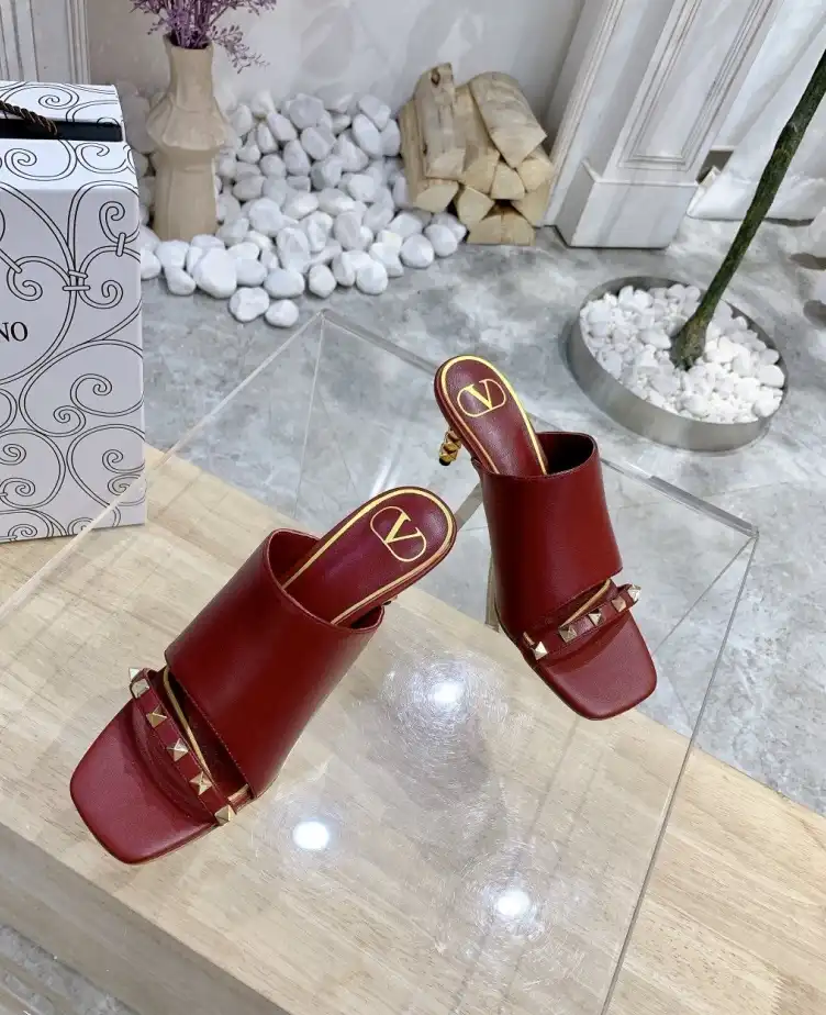 hype Valentino High Heels