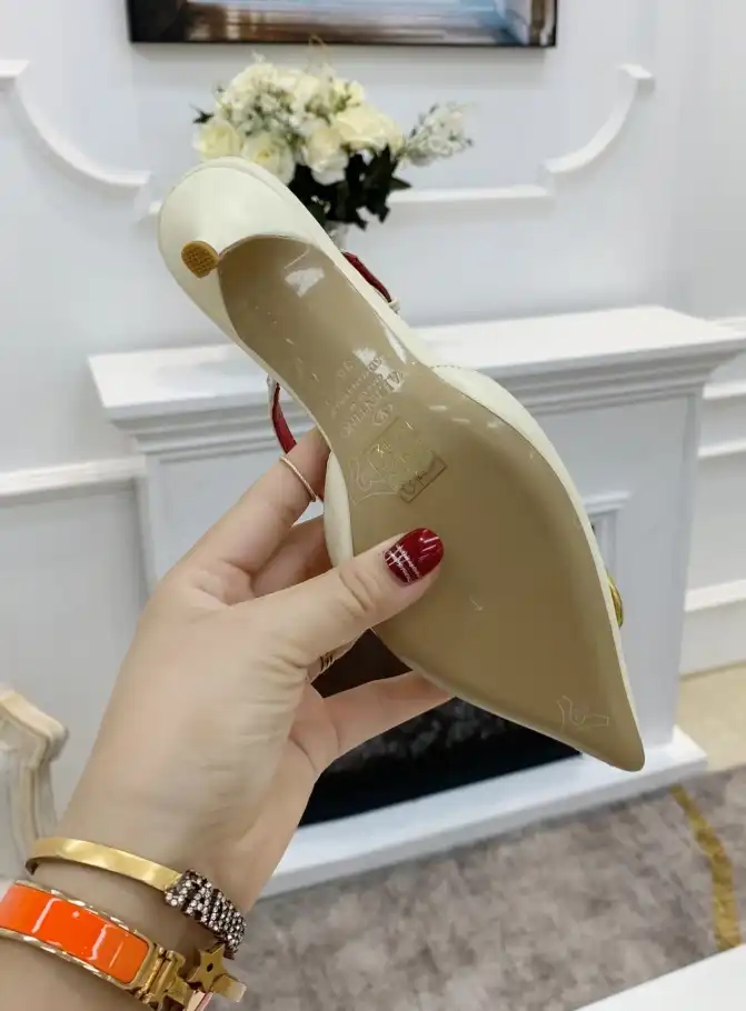 hype Valentino High Heels