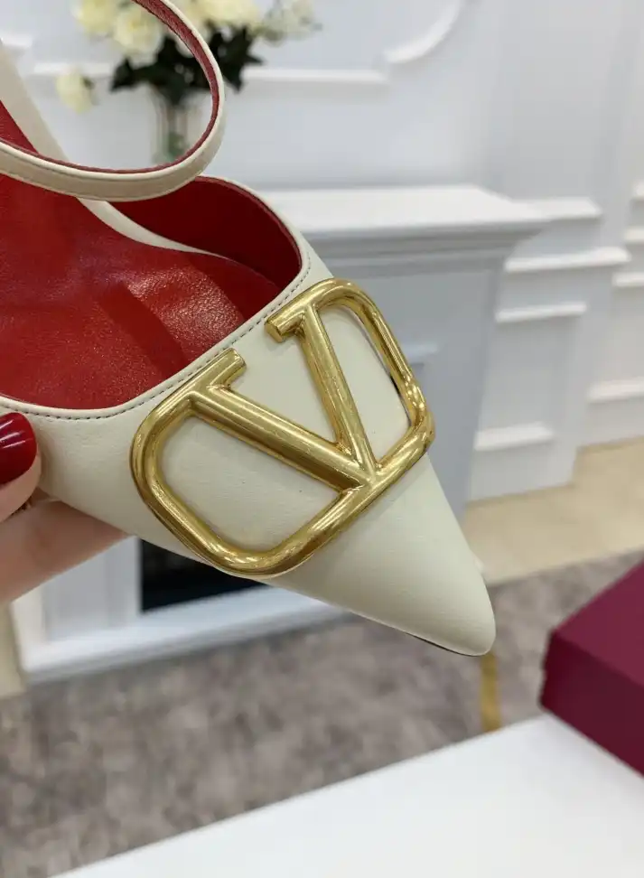 hype Valentino High Heels