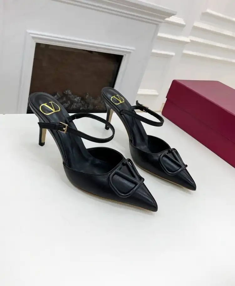 hype Valentino High Heels