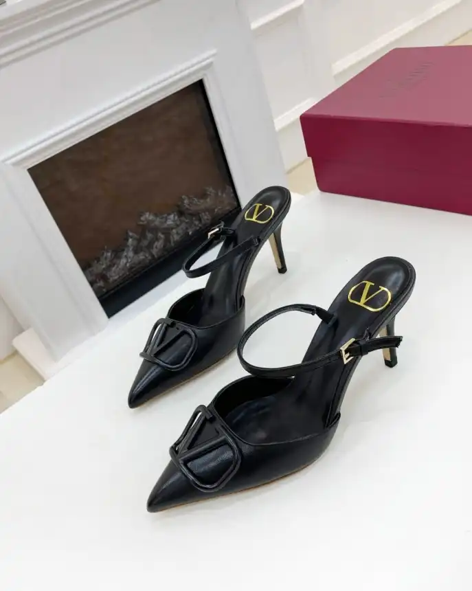 hype Valentino High Heels