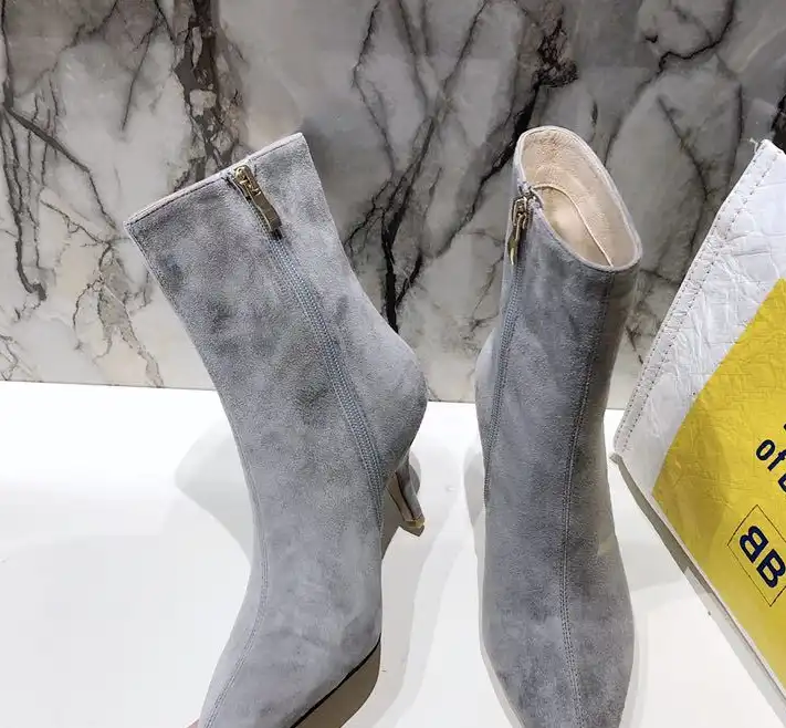 hype Valentino Boots