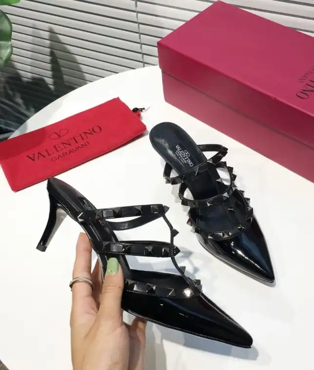 hype Valentino Boots