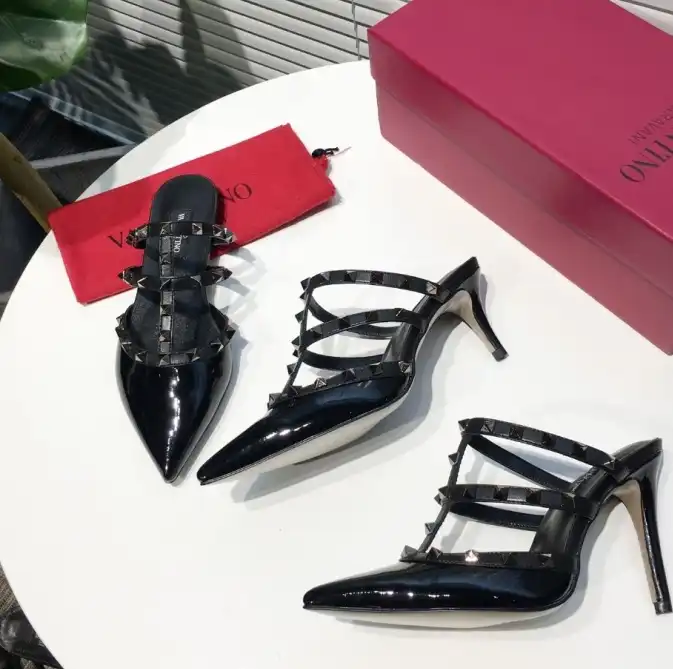 hype Valentino Boots