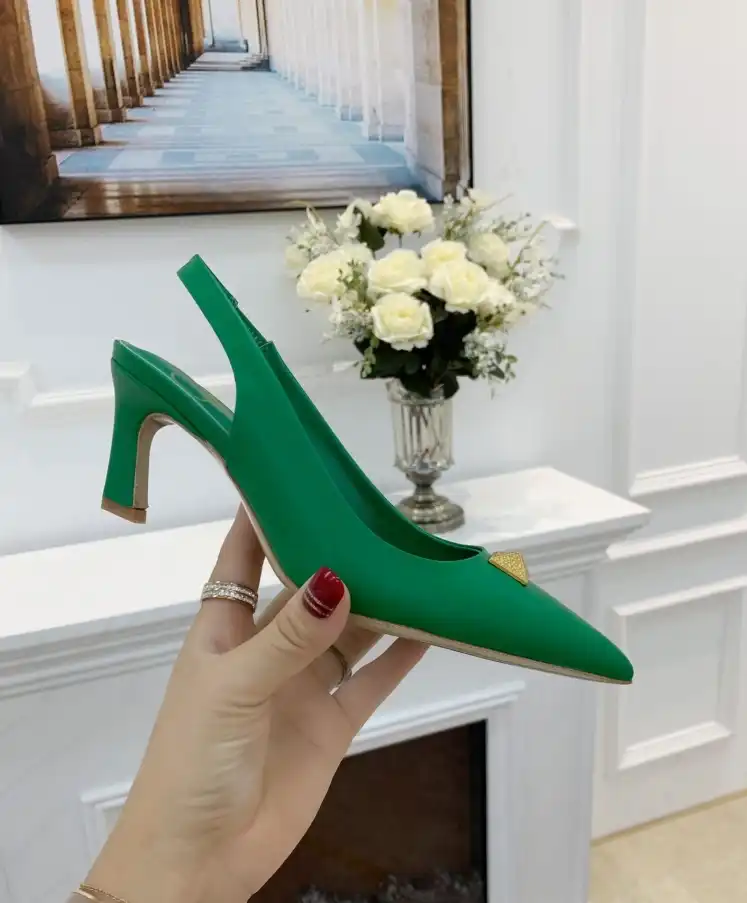 hype Valentino High Heels