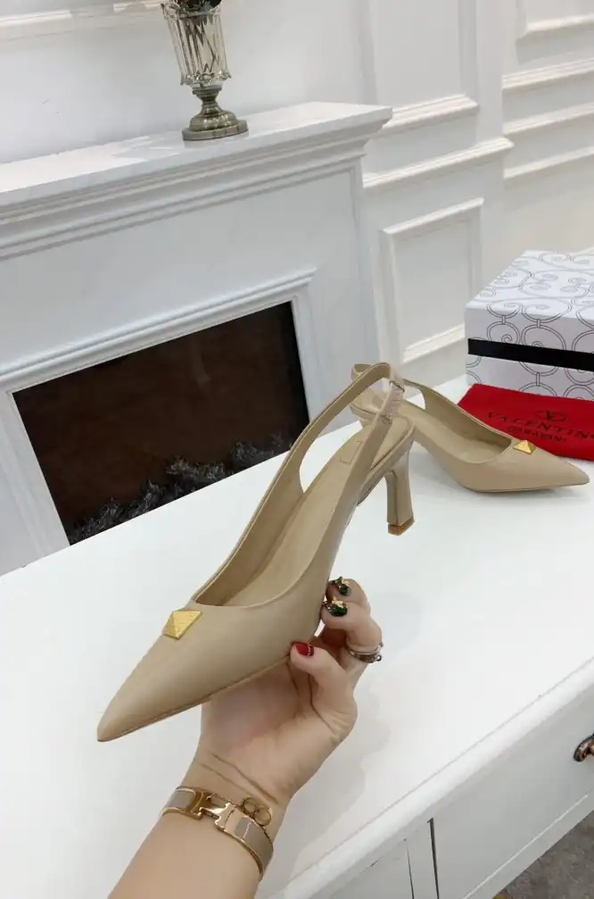 hype Valentino High Heels