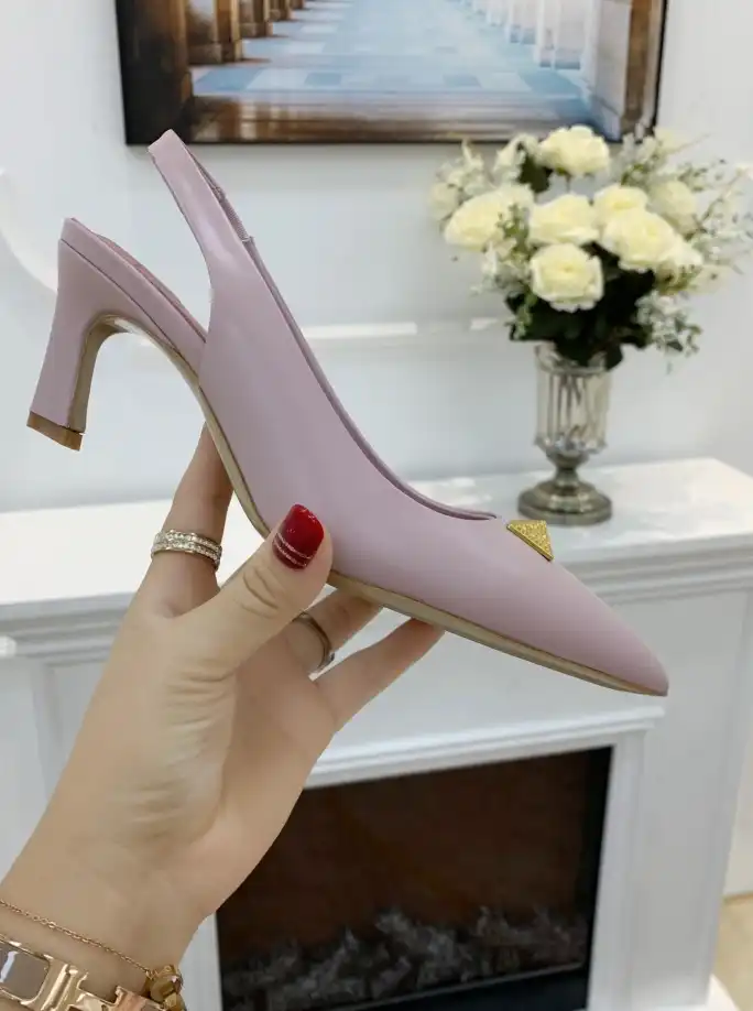 hype Valentino High Heels