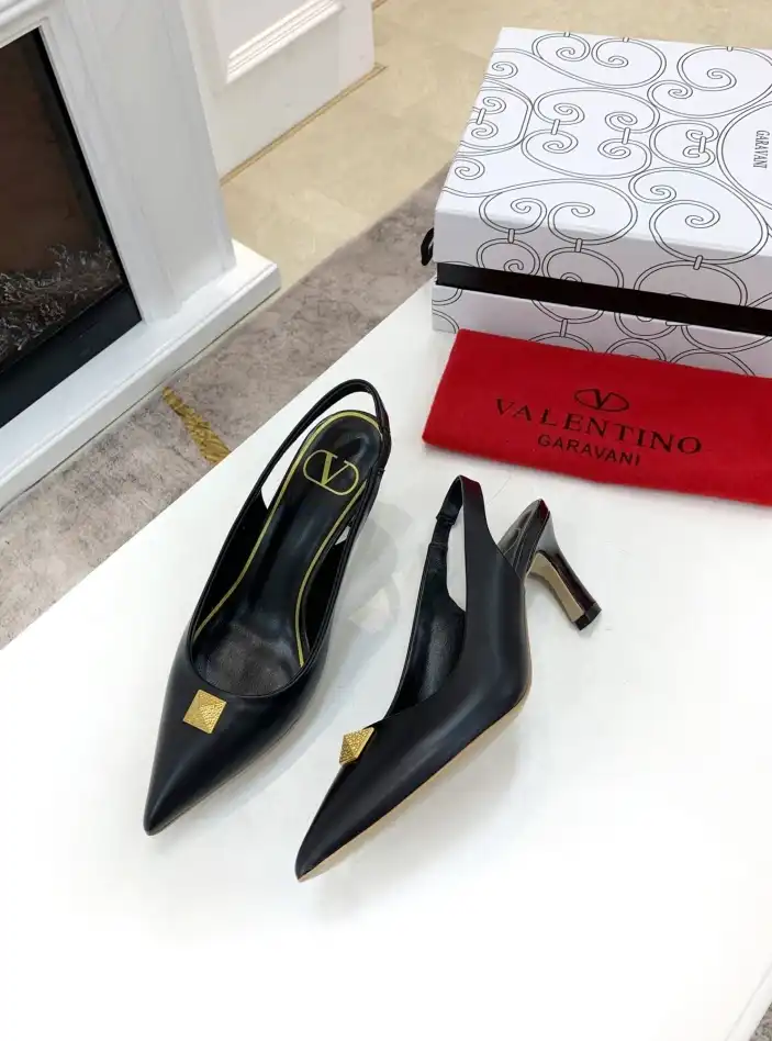 hype Valentino High Heels