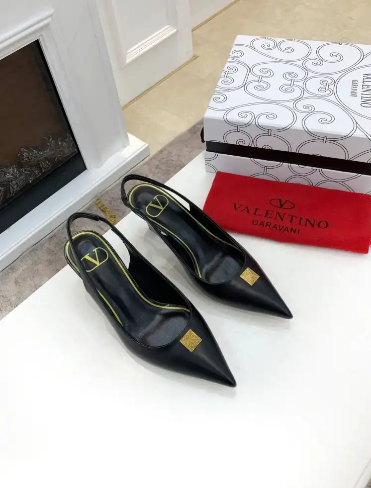 hype Valentino High Heels