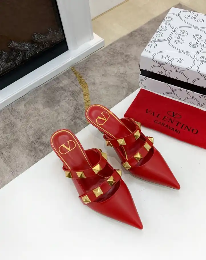 hype Valentino High Heels