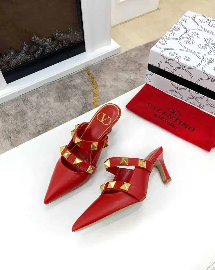 hype Valentino High Heels